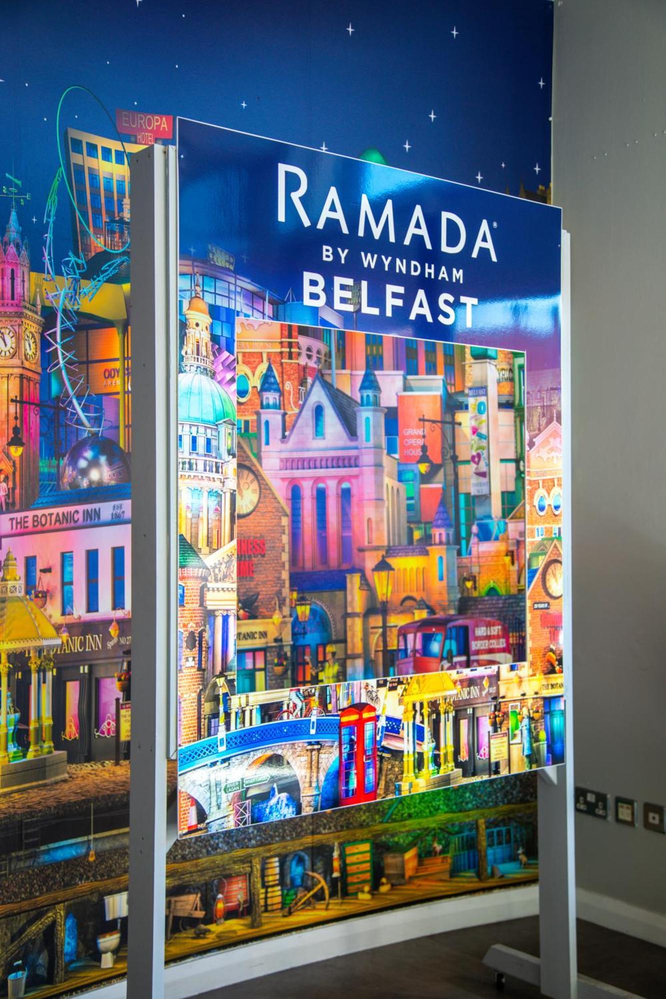 Ramada By Wyndham Belfast Hotel Exterior foto